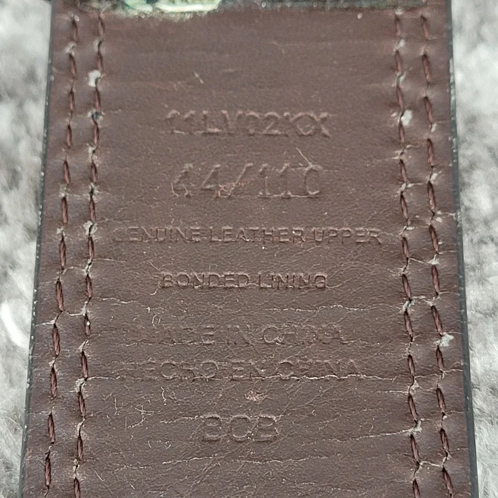 Levi Strauss Mens Genuine Leather Belt Black Reversible Metal Buckle Size‎ 44